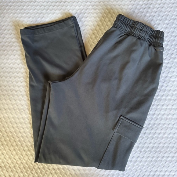Mondetta Elastic Waist Cargo Pants - Picture 2 of 5